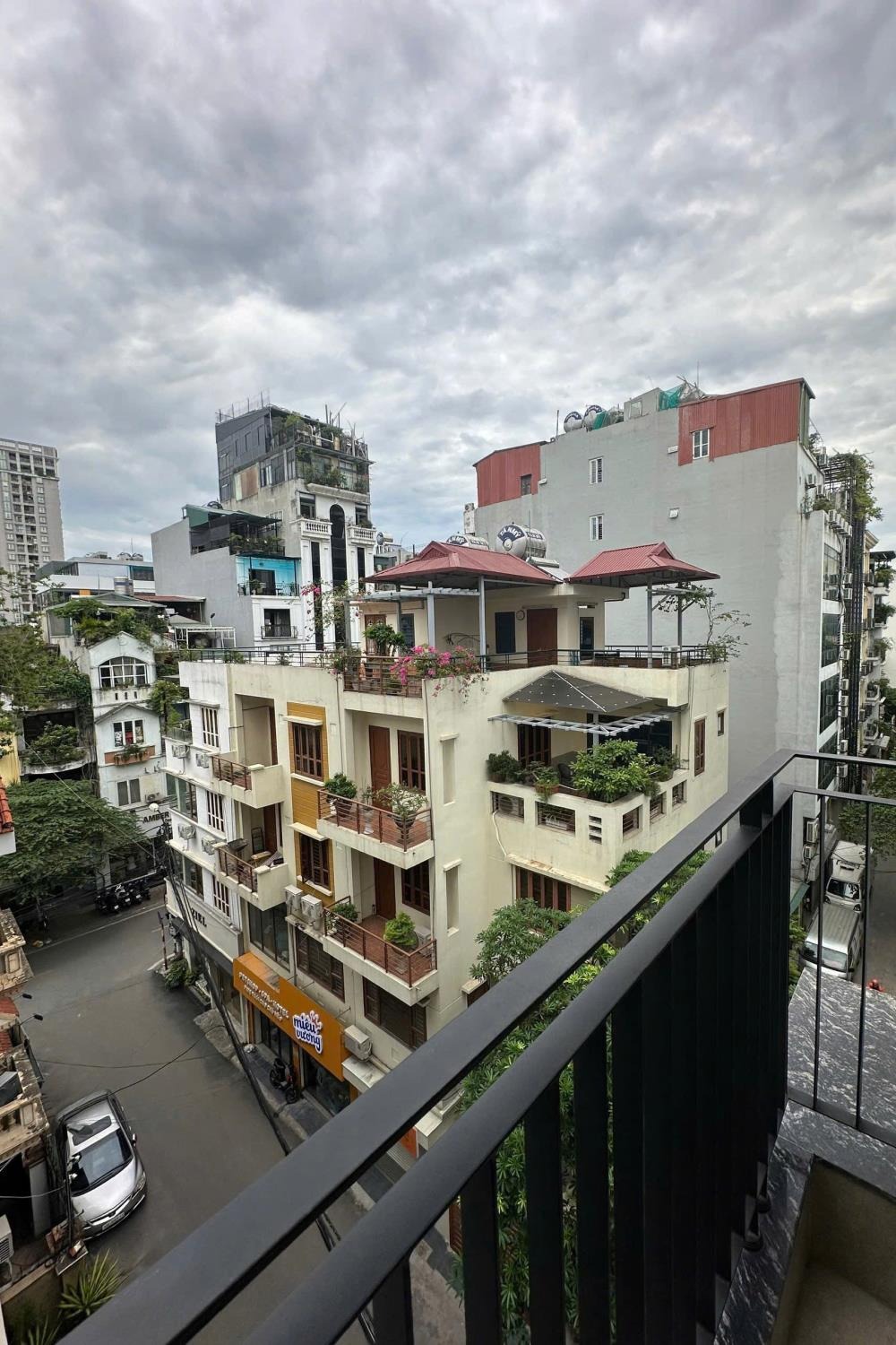 Căn hộ 68 - Cao cấp, Full Nội thất, View thoáng - Giá Tốt
