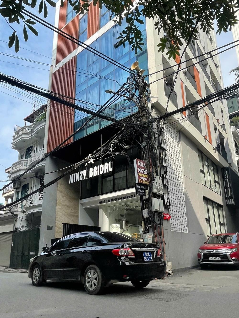 Căn hộ 68 - Cao cấp, Full Nội thất, View thoáng - Giá Tốt
