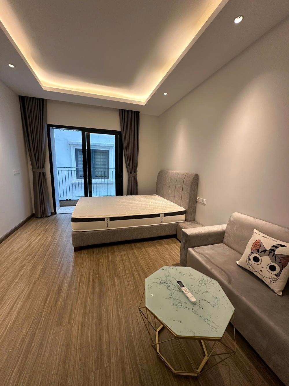 Căn hộ 68 - Cao cấp, Full Nội thất, View thoáng - Giá Tốt