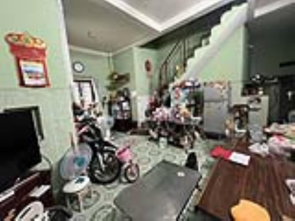 Nhà 2 Tầng 40m2, Giá Rẻ, Pháp Lý Sổ Đỏ - Vũ Huy Tấn, Bình Tân