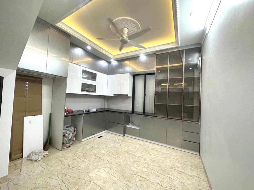 Bán Nhà Hoa Hậu Kim Giang - Sát Ô Tô, Nội Thất Xịn, Hàng Xóm Tốt