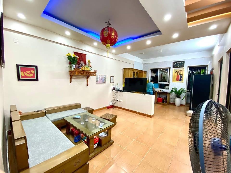 Giá Tốt Nhất - Căn Hộ 69m2, 5 Tỷ, Nam Trung Yên, Cầu Giấy