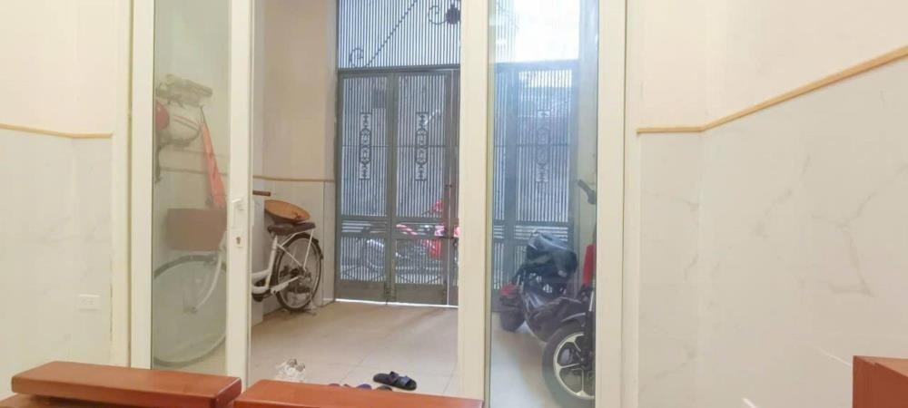 Bán nhà Đại Từ, Hà Nội - 43m2, 5 tầng, Giá 8.5 tỷ - Vị trí đẹp, Tiện ích đầy đủ