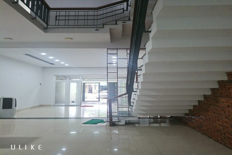 CHỈ 6,2 TỶ – GIÁ CỰC TỐT! NHÀ 3 TẦNG KIÊN CỐ, MẶT TIỀN ĐƯỜNG 7M5, LỀ 10M, CẨM LỆ