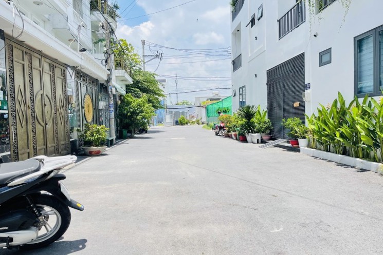 BÁN NHÀ 4 TẦNG MỚI ĐẸP – HIỆP THÀNH 17, QUẬN 12