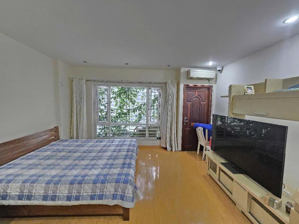 Nhà phân lô Yên Hòa - 45m2 - 5 Tầng - MT 5m - 12 Tỷ - Vị Trí Đắc Địa