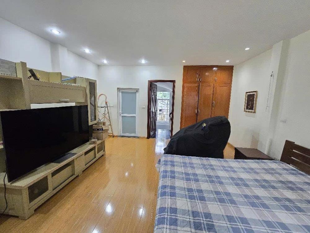 Nhà phân lô Yên Hòa - 45m2 - 5 Tầng - MT 5m - 12 Tỷ - Vị Trí Đắc Địa