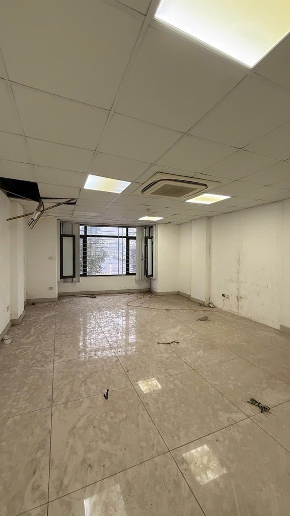 Bán Gấp Nhà Mặt Phố Văn Cao 110m2, 6 Tầng, Giá 65 Tỷ - Thương Lượng