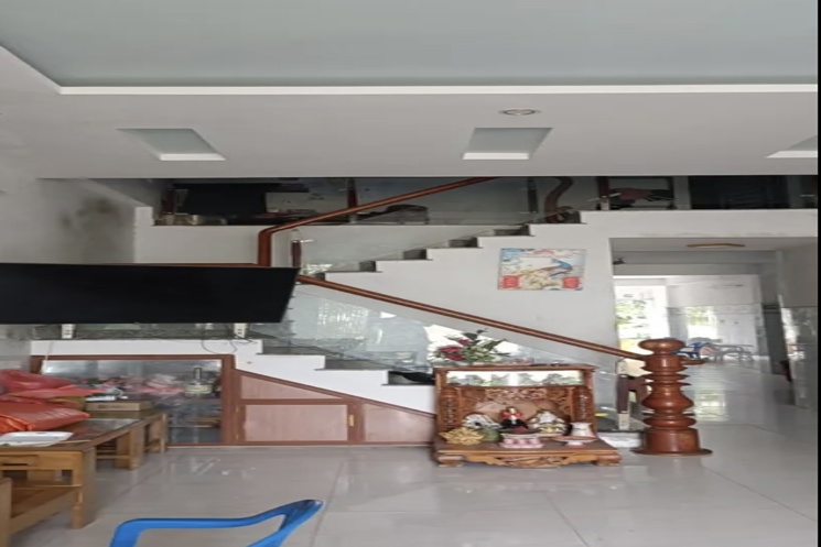 Nhà 3 tầng mặt tiền Vũng Thùng 3 . Vừa ở vừa cho thuê