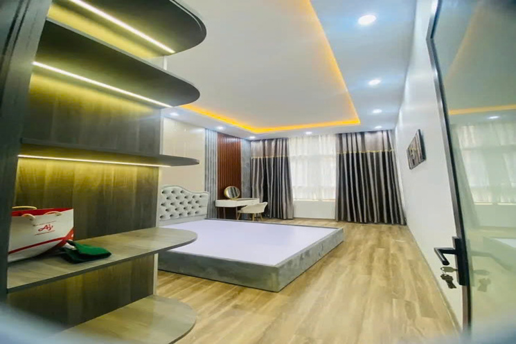 BÁN NHÀ QUYẾT THẮNG 38MX4 TẦNG PHÂN LÔ, Ô TÔ, KINH DOANH SẦM UẤT, FULL NỘI THẤT ĐẸP GIÁ 7.25 TỶ