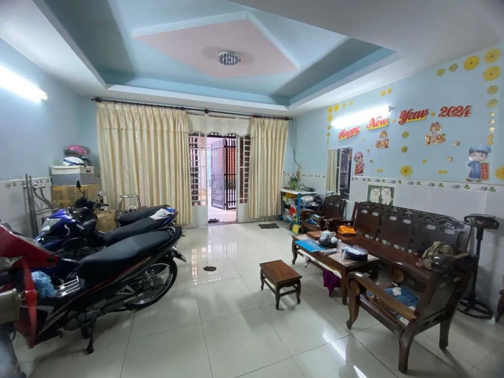 Nhà Phú Thọ Hòa, Hẻm 8m, 75m², Giá 10 Tỷ - Vị Trí Đắc Địa