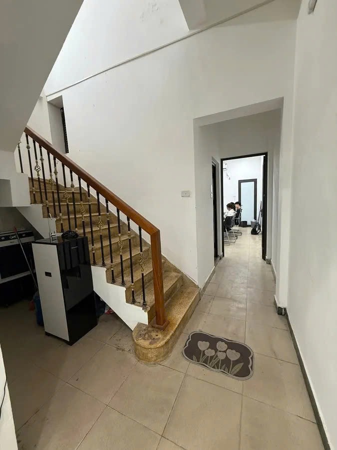 Bán Nhà Phố Trung Kính 95m² x 6 Tầng, Mặt Tiền 6m, 35 Tỷ - Vị Trí Kim Cương