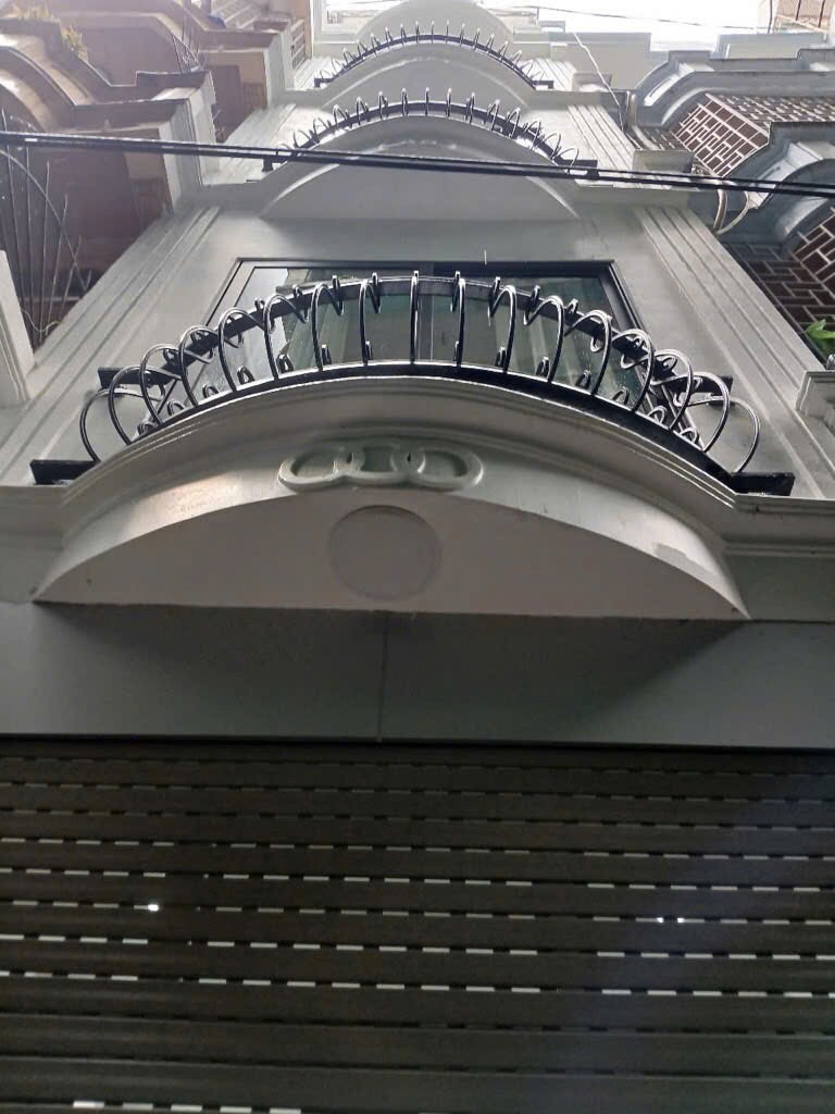 Bán nhà Đống Đa: 40m2 x 5 tầng, thang máy, gần ô tô - Giá Tốt