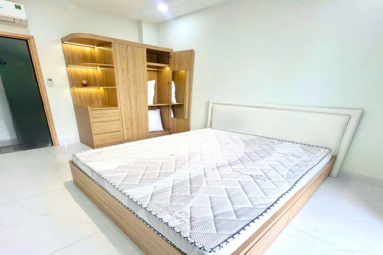 35 Triệu: nguyên căn MẶT TIỀN Phan Đăng Lưu- Ngang 6m cao 4 Tầng 4 Phòng FULL nội thất. 0933910039