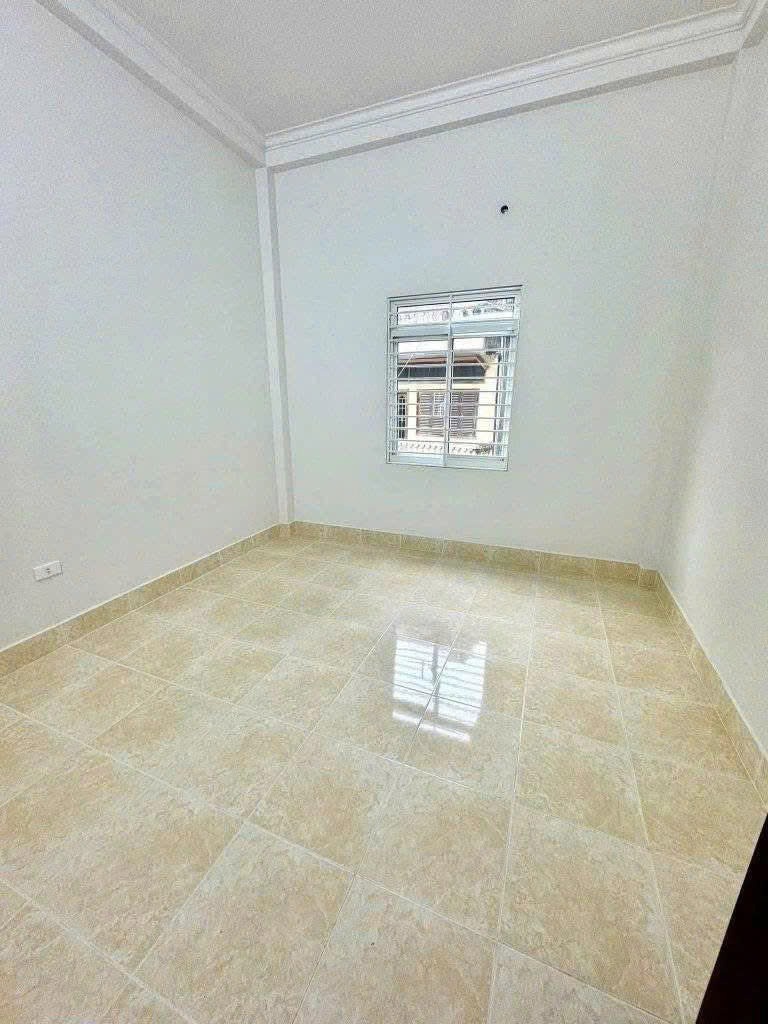 Cho Thuê Nhà 4 Tầng Ngõ Quan Thổ - Tôn Đức Thắng, Giá 16.5tr/Tháng
