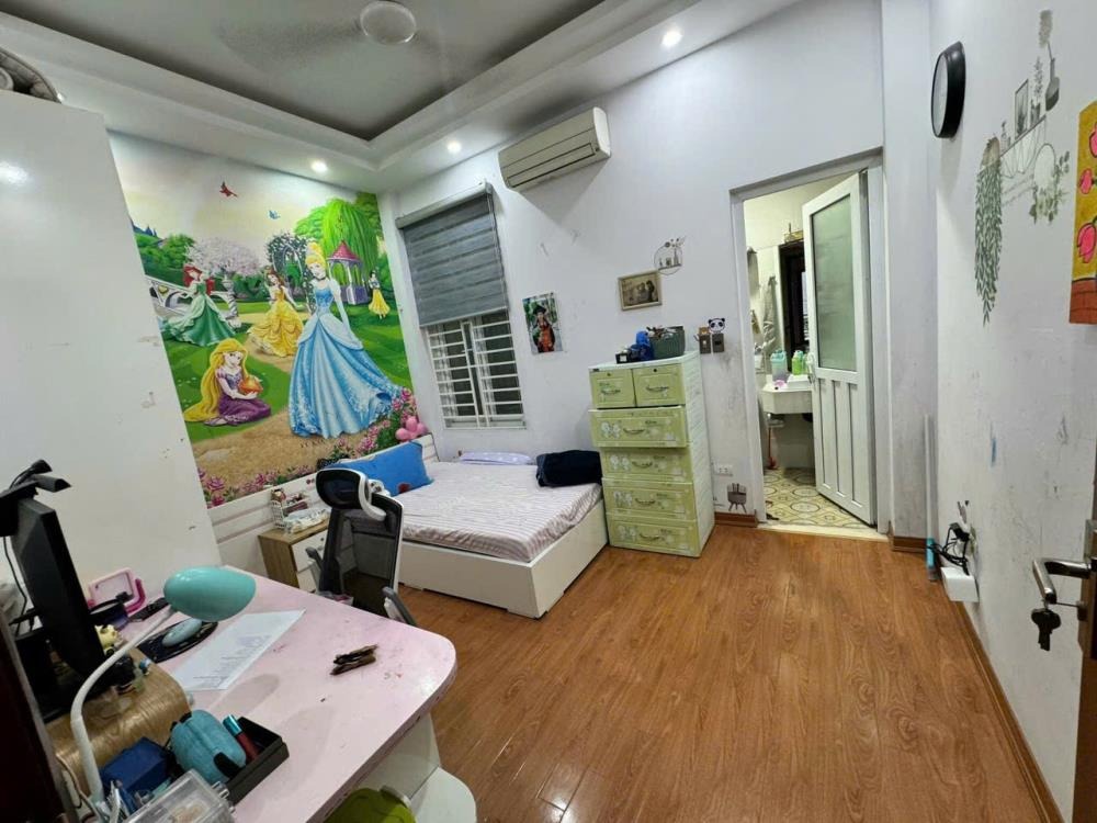 Cho thuê nhà 6 tầng, Phùng Chí Kiên, Cầu Giấy - 25tr/tháng