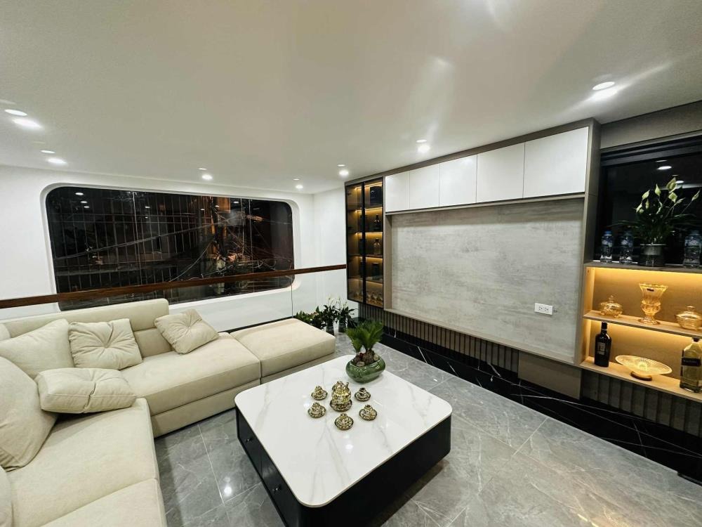 Bán nhà mặt phố Văn Quán 42m2, 4 tầng, 14m, giá 17 tỷ - Vỉa hè, ô tô tránh