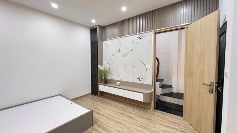 Bán nhà đẹp chính chủ, ngõ rộng, trung tâm Hai Bà Trưng - Giá cực tốt!