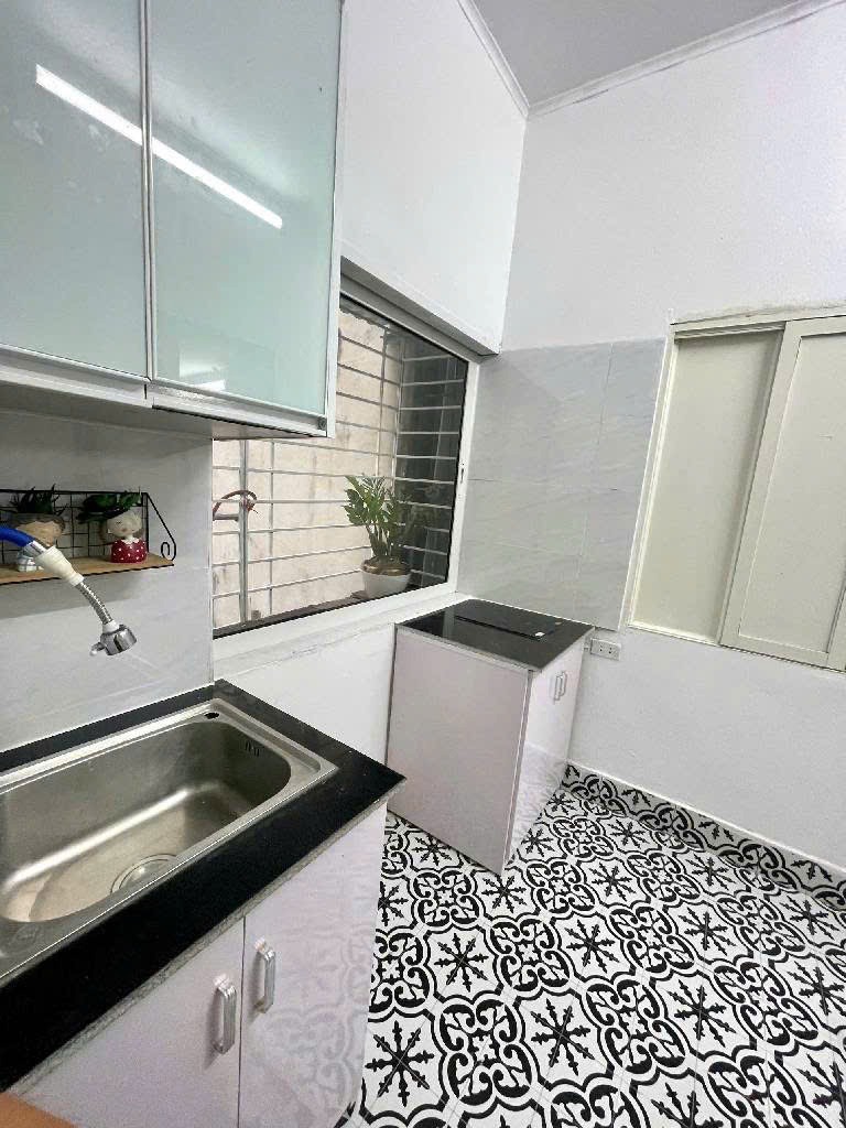 Bán nhà tập thể Lò Đúc giá tốt - 2 tỷ, chính chủ, gần trung tâm