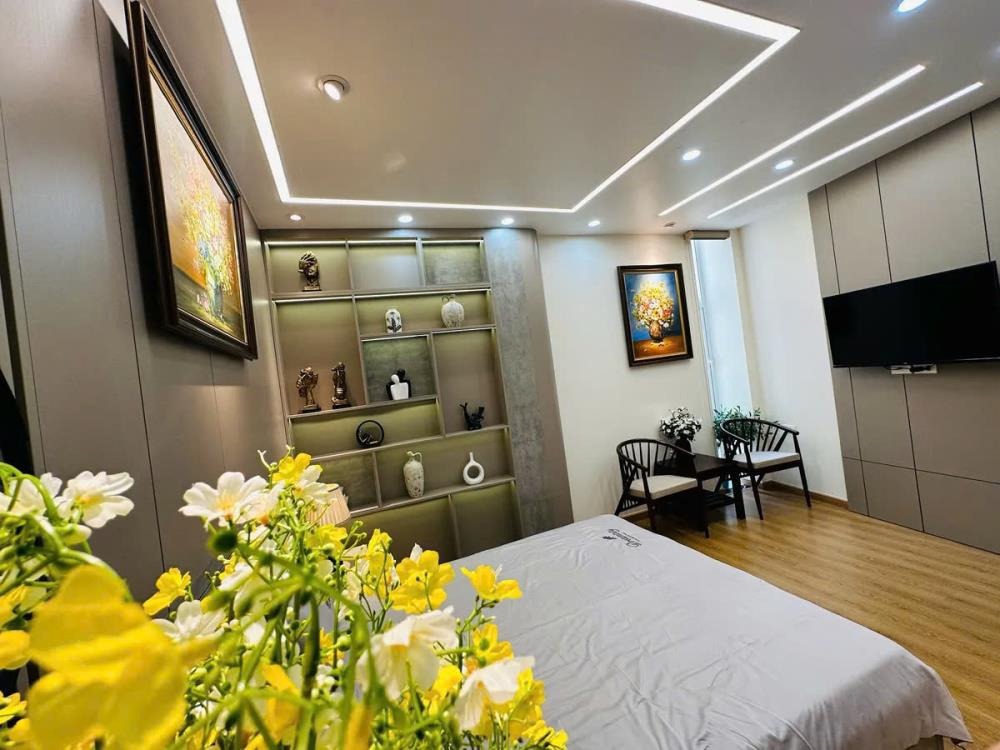 Nhà phố 43m² - Thiết kế Hiện Đại - Giá 8.95 tỷ - Khương Đình, Hà Nội