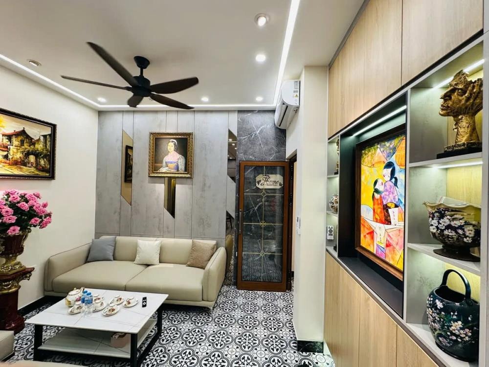 Nhà phố 43m² - Thiết kế Hiện Đại - Giá 8.95 tỷ - Khương Đình, Hà Nội