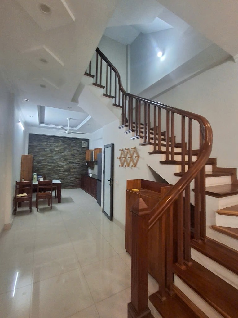 🏡 Bán nhà 40m² giá chỉ 6.. tỷ - Gần ĐH Mỏ Địa Chất | Full Nội Thất