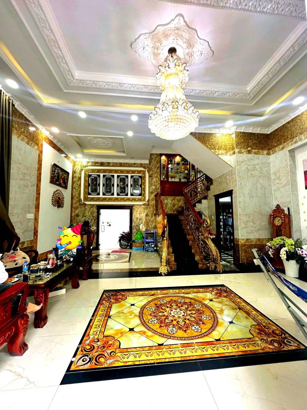Bán Biệt Thự 3 Tầng, 100m² Bình Hưng Hòa - Gần AEON Tân Phú - Giá Tốt