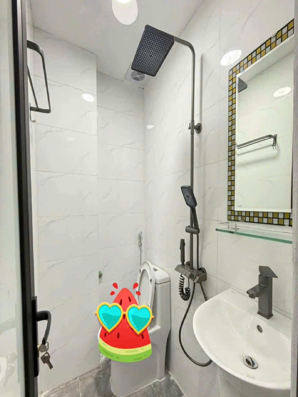 Căn hộ Hoàng Quốc Việt - Full Nội Thất - Ô Tô Tránh - Giá Tốt