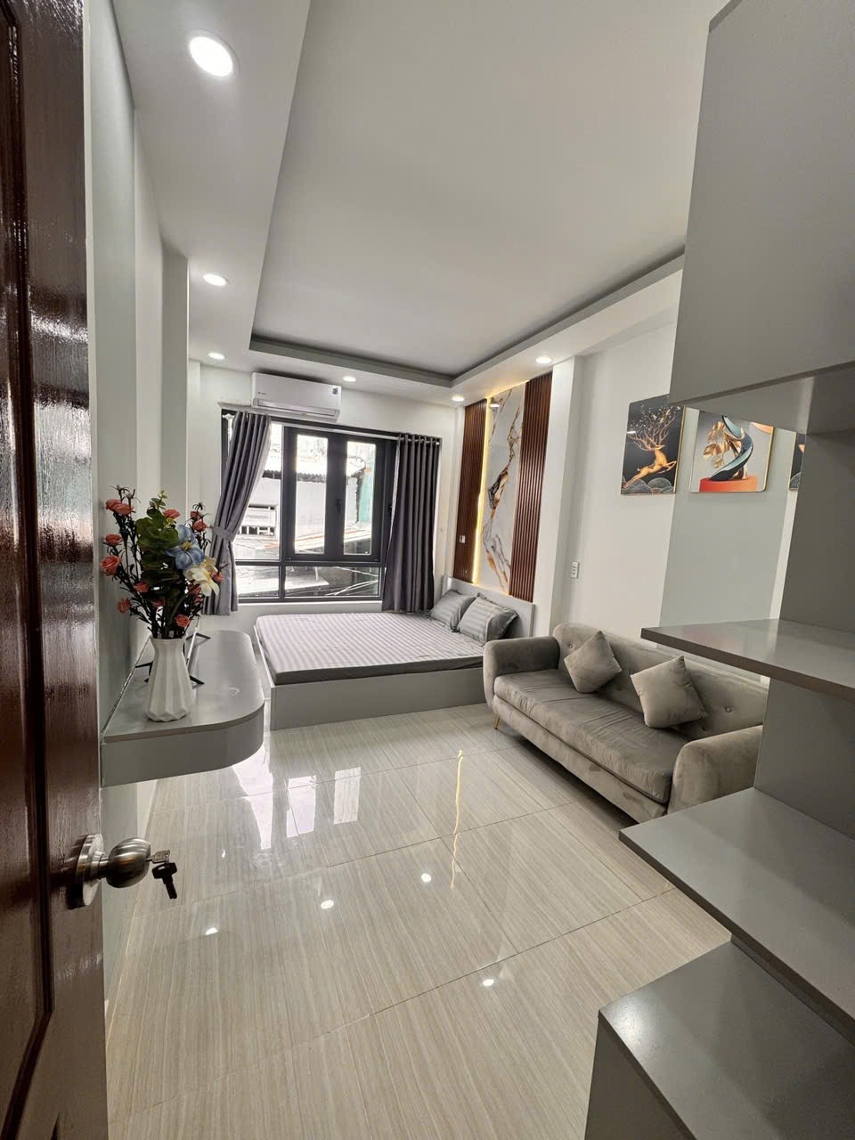 Bán Nhà Trường Sa 4 Tầng, Full Nội Thất - Giá 6.745 Tỷ