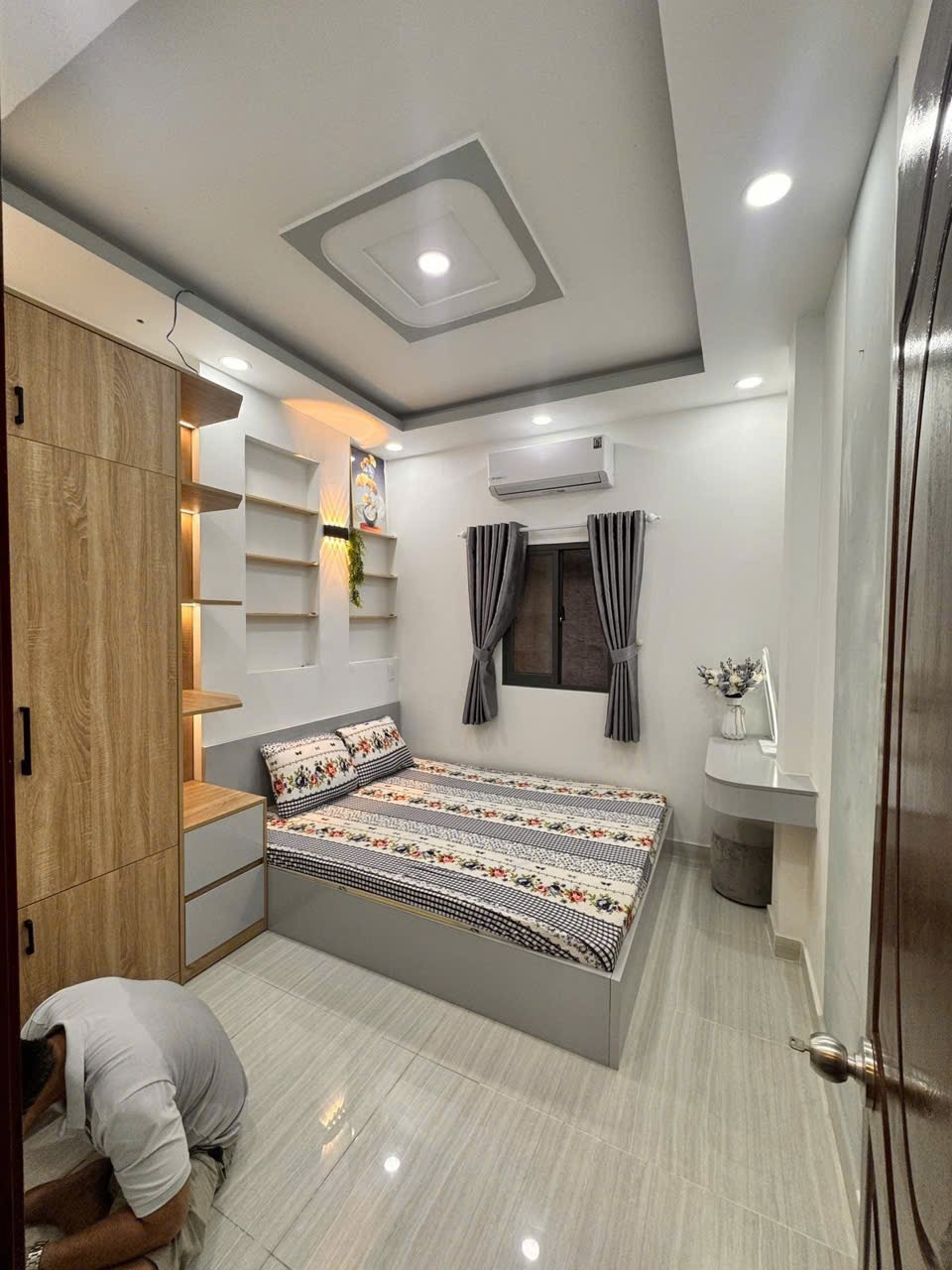 Bán Nhà Trường Sa 4 Tầng, Full Nội Thất - Giá 6.745 Tỷ