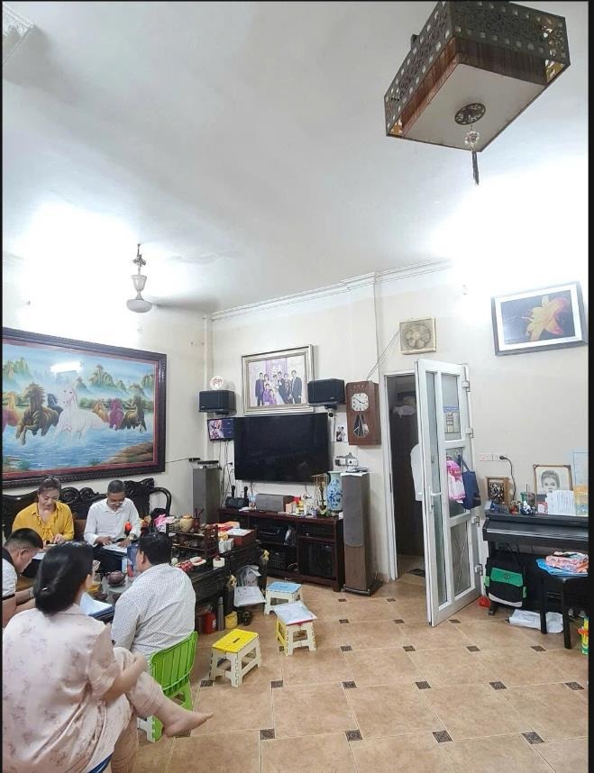 Siêu phẩm mặt phố Kim Ngưu 37m2 x 5 tầng - Vị trí đắc địa, kinh doanh đỉnh cao