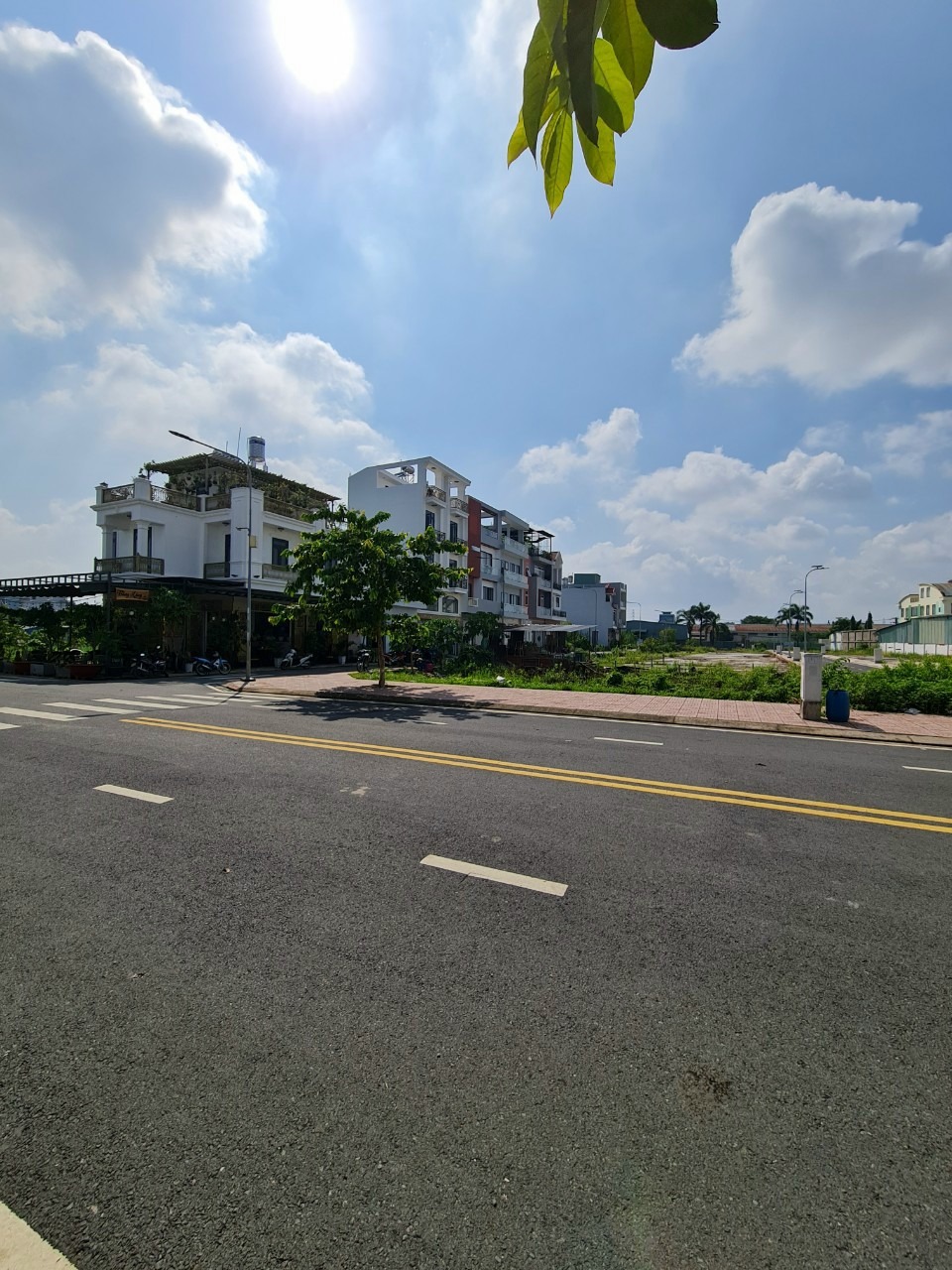 Đất KDC Phong Phú, 100m2, Sổ Riêng - Giá 2 Tỷ
