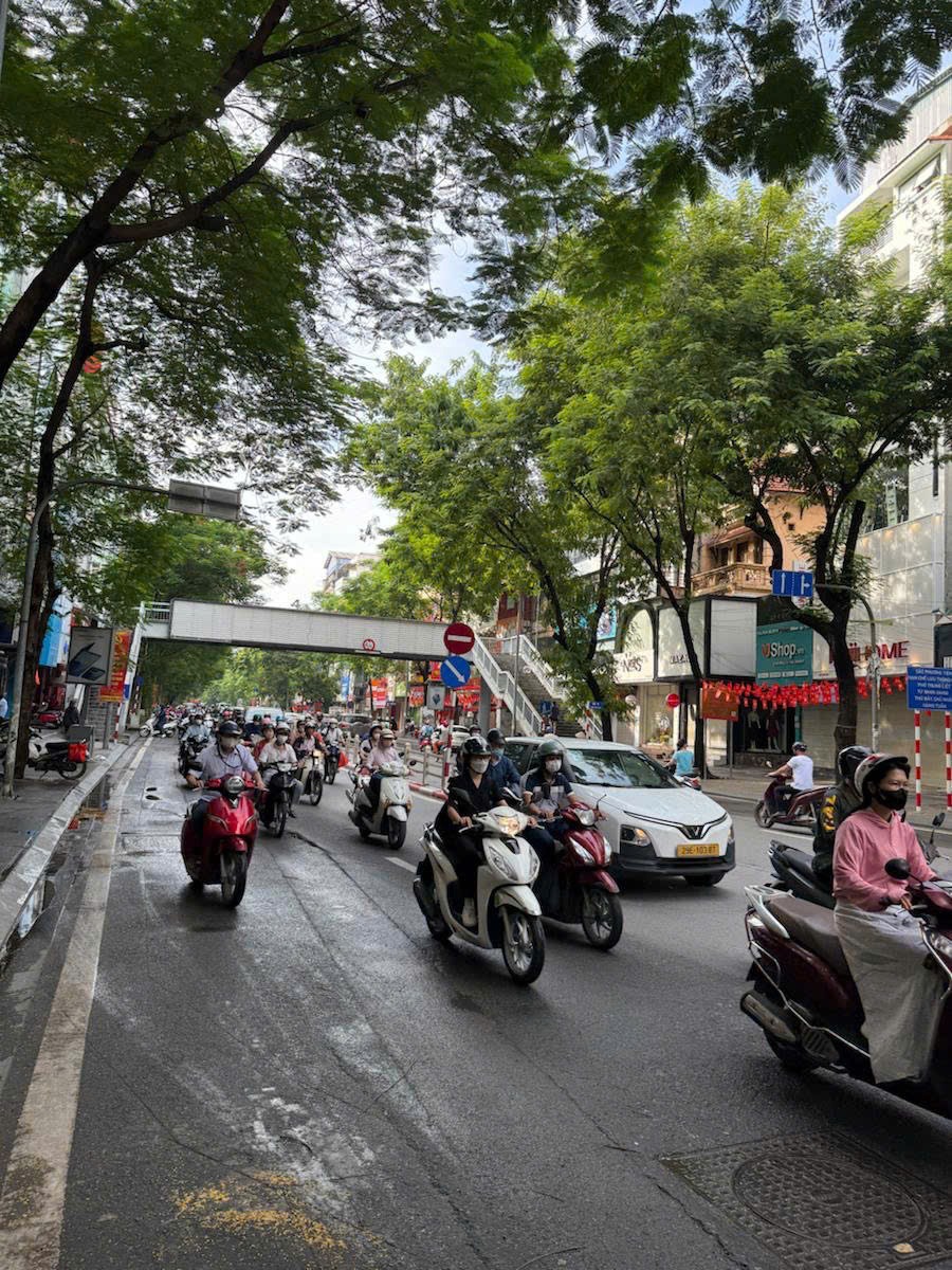 Nhà Mặt Phố Thái Hà Đống Đa 77m² 5 Tầng - Kinh Doanh Đỉnh Cao