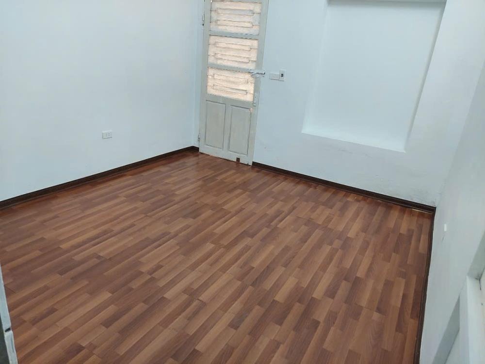 Cho Thuê Căn Hộ Tầng 1 Tập Thể Thành Công - Giá 7.5tr/tháng