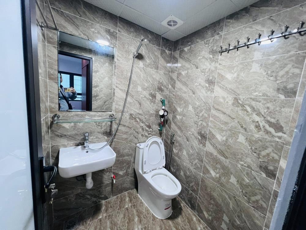 Bán Toàn Nhà Khách - Mễ Trì Thượng - Dòng Tiền Khủng 90tr/Tháng