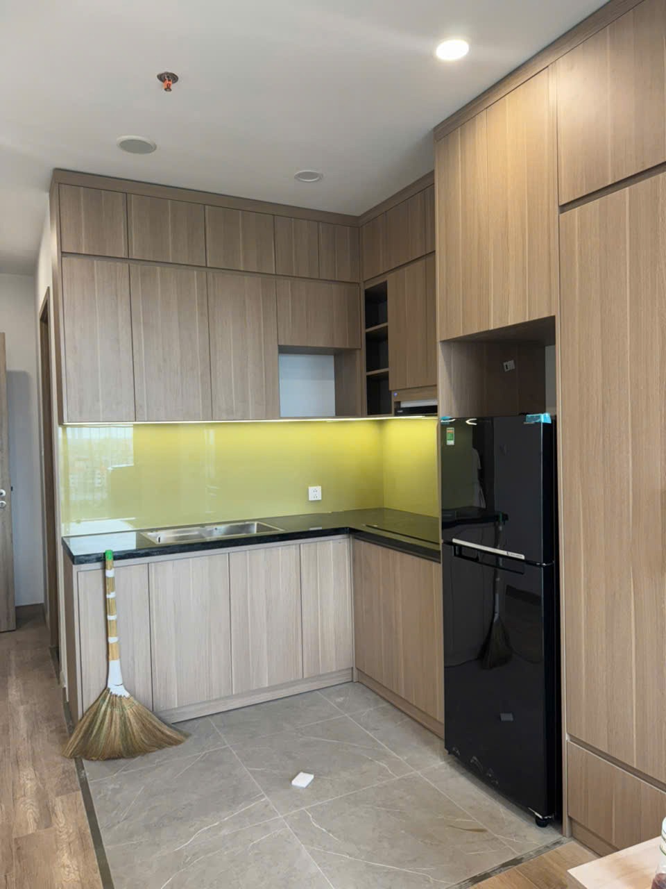 Cho thuê căn studio 38m2 full nội thất tại The Wisteria, Hoài Đức - Giá 5 triệu/tháng