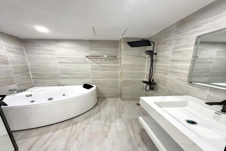 Bán nhà Sài Đồng 55m MT10m 7 tầng thang máy lô góc gara ô tô hơn 14 tỷ