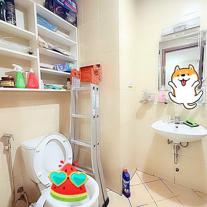 Bán Căn Hộ Tập Thể Nghĩa Tân - 2PN, Full Nội Thất, Ô Tô Đỗ Cửa - 4.99 Tỷ