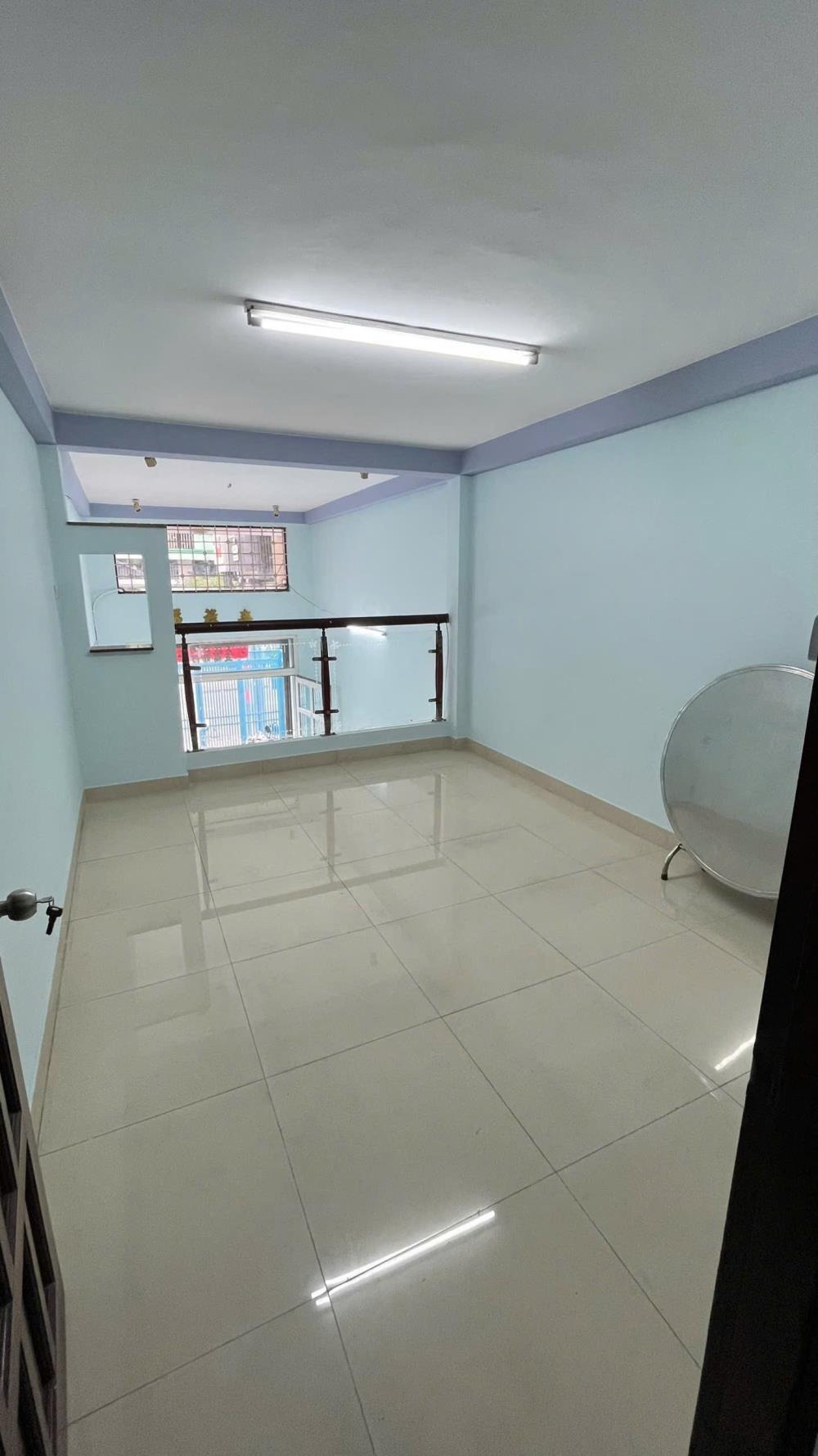 Cho Thuê Nhà Nguyên Căn 5 Tầng Mặt Tiền Quận 6 - 26 Triệu/Tháng