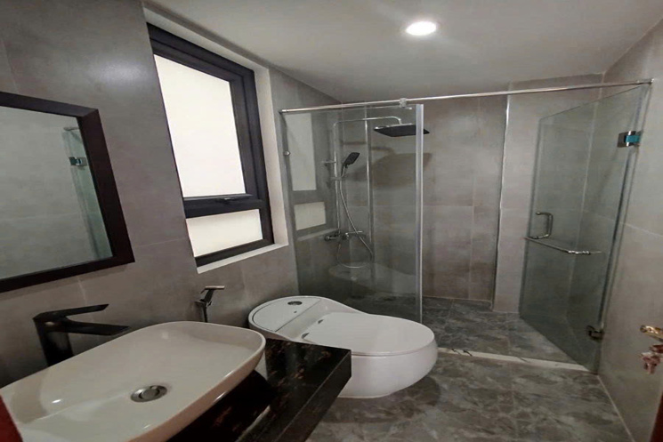 Bán nhà Ngọc Thụy 39m 6 tầng thang máy MT10m lô góc gara ô tô hơn 11 tỷ