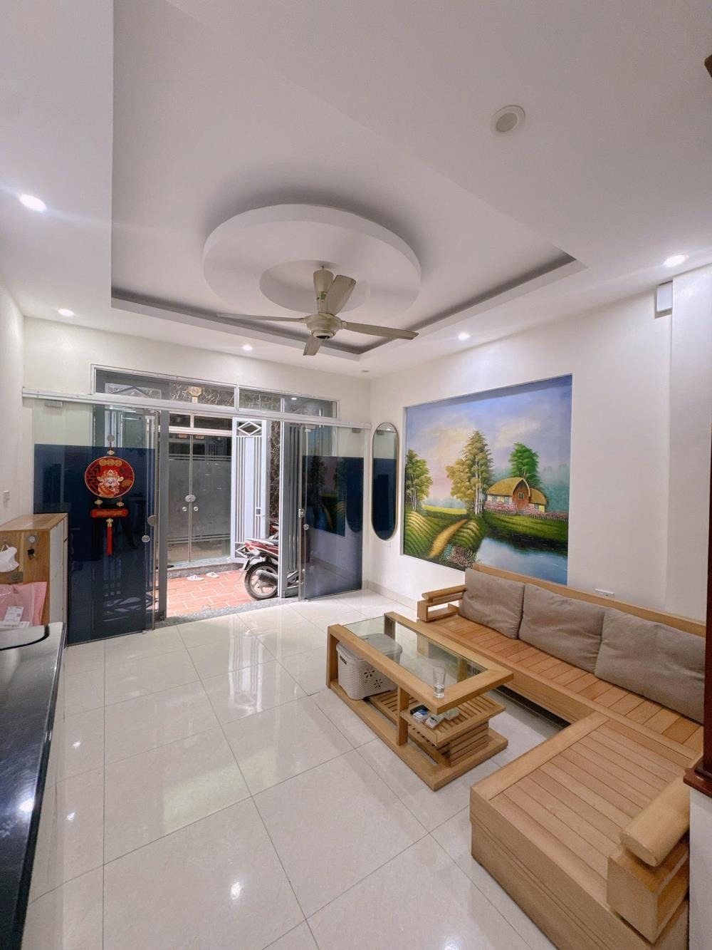 Nhà 4 Tầng Đẹp, Ô Tô Tránh Đỗ, Full Nội Thất - Giá 6.1 Tỷ