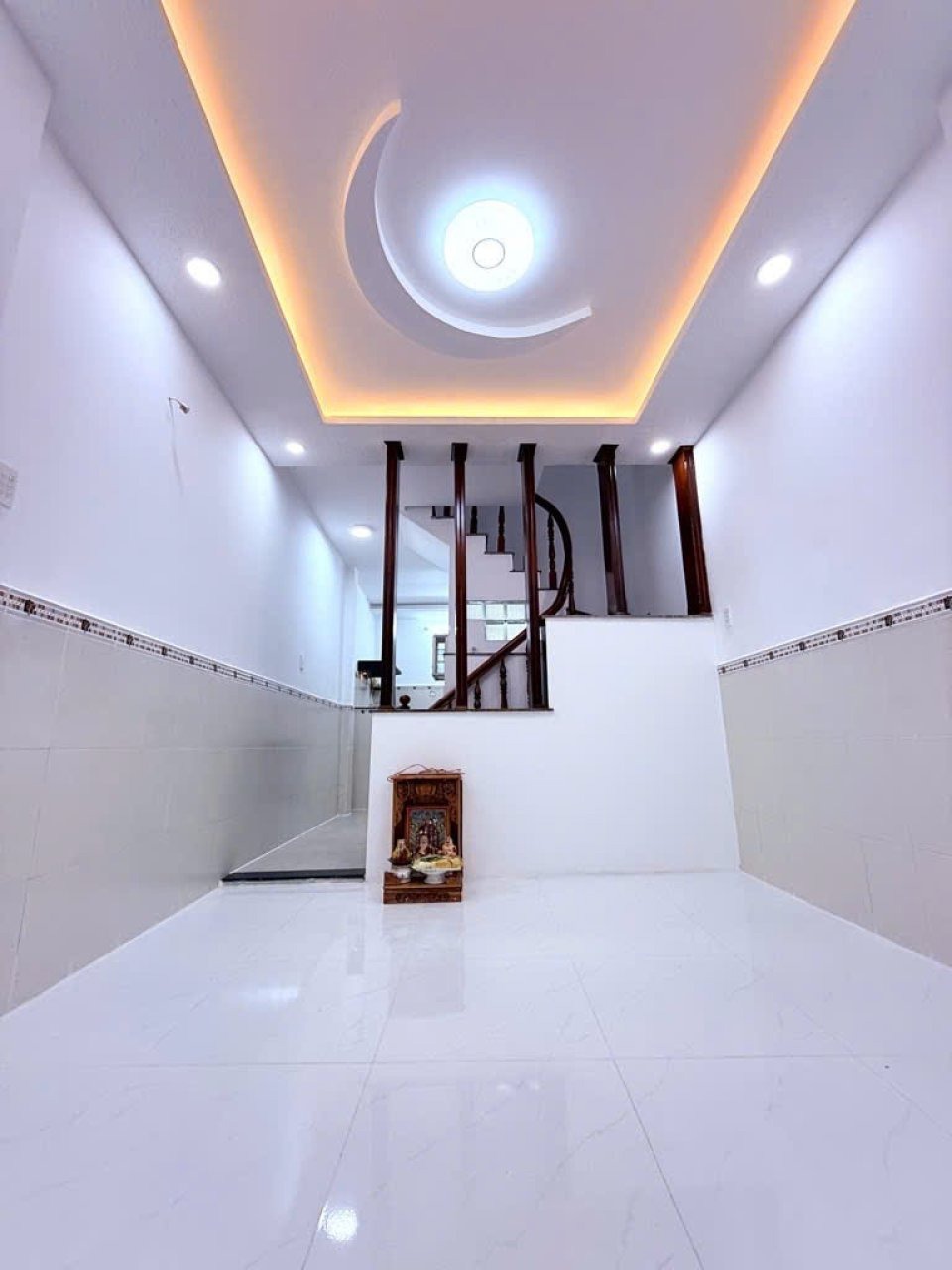 Nhà vuông 2 tầng, 27m2, Nguyễn Văn Khối, Quận V - Giá 3.3 tỷ