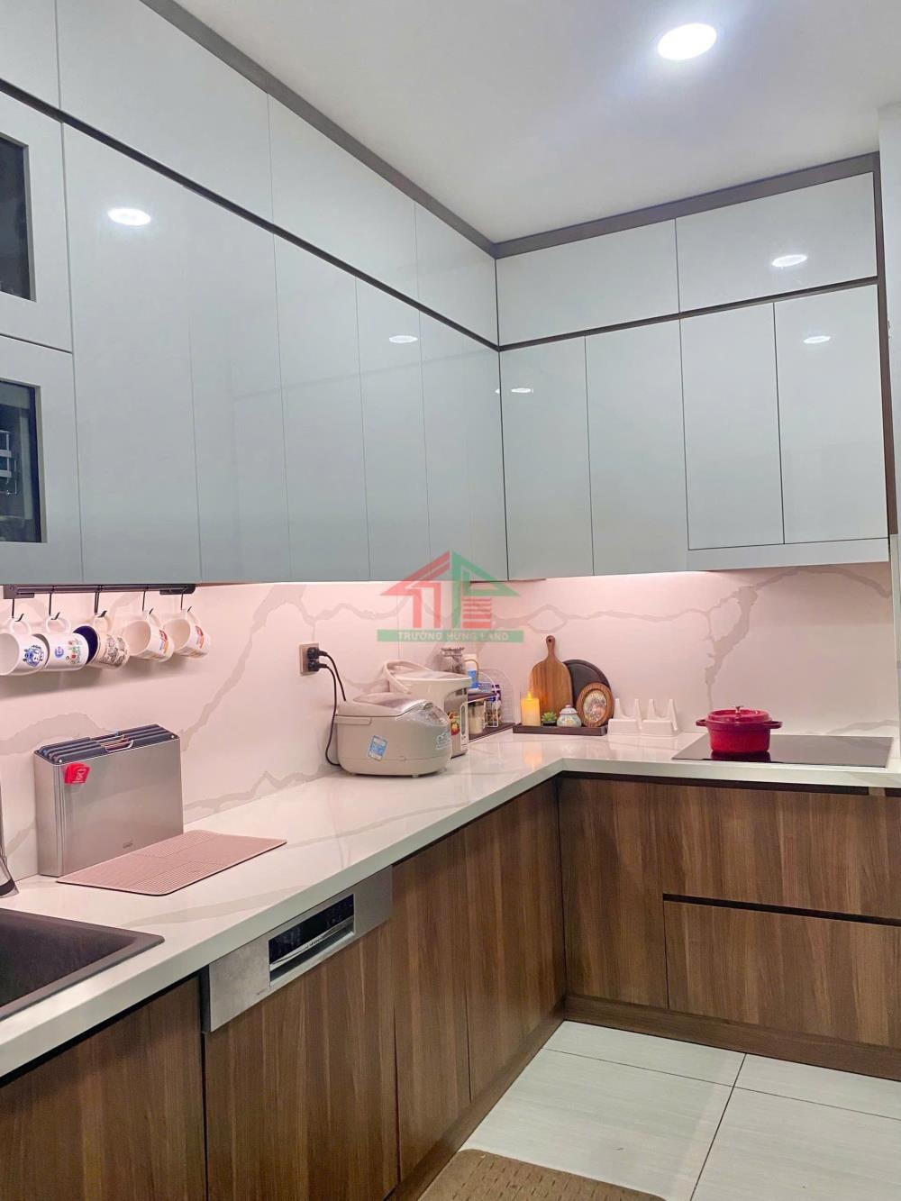 Chung Cư Ngoại Giao Đoàn 130m² 3PN View Hồ - Giá 13 Tỷ (Full Phí)