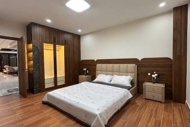 Nhà mới đẹp Lê Đức Thọ Ngay chợ Sớm Mới  Ô tô tới cửa