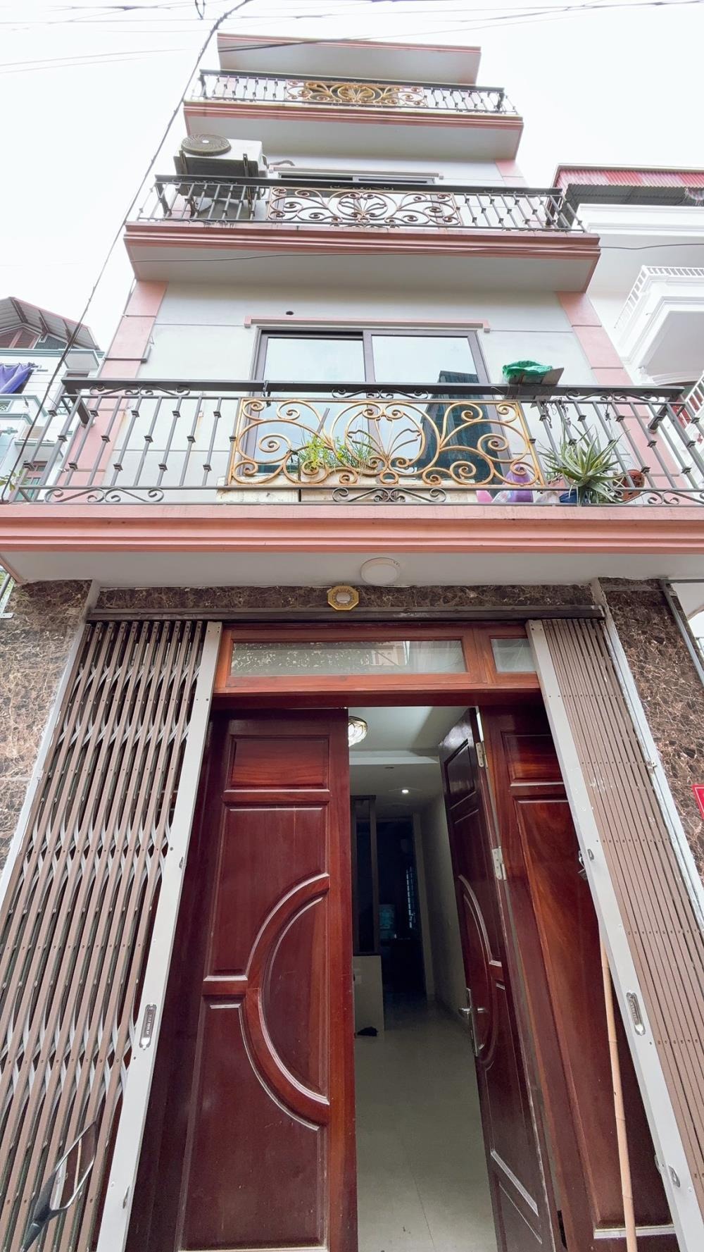 Bán Nhà Lô Góc Hà Trì View Thoáng, Ô Tô Đỗ Cửa - 8.8 Tỷ