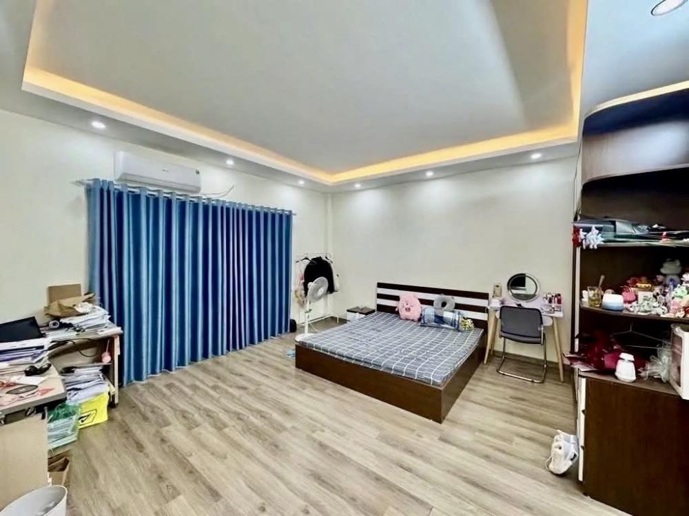 Siêu phẩm Nhà Phố Kim Ngưu - Hai Bà Trưng | 5 Tầng, Mặt Tiền 5.2m, Ngõ Rộng