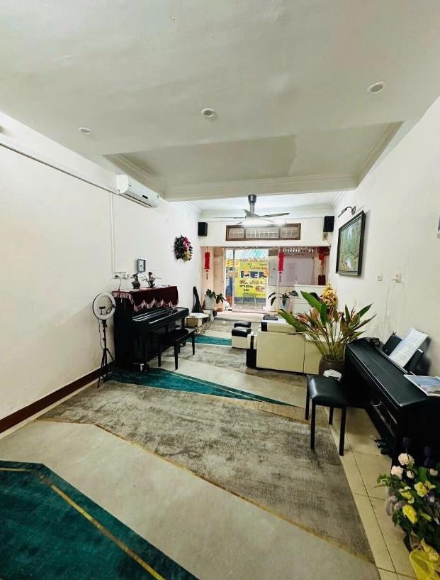 Bán Gấp Nhà Huỳnh Thúc Kháng 52m2x4T - Phân Lô VIP - Kinh Doanh Vượng Lợi