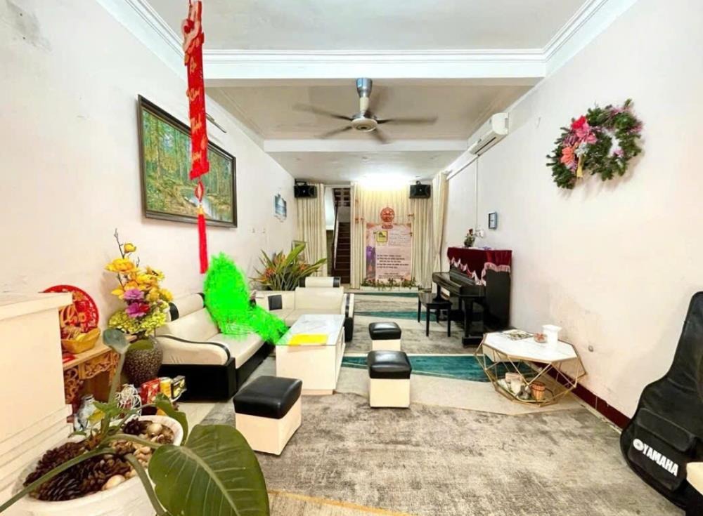 Bán Gấp Nhà Huỳnh Thúc Kháng 52m2x4T - Phân Lô VIP - Kinh Doanh Vượng Lợi