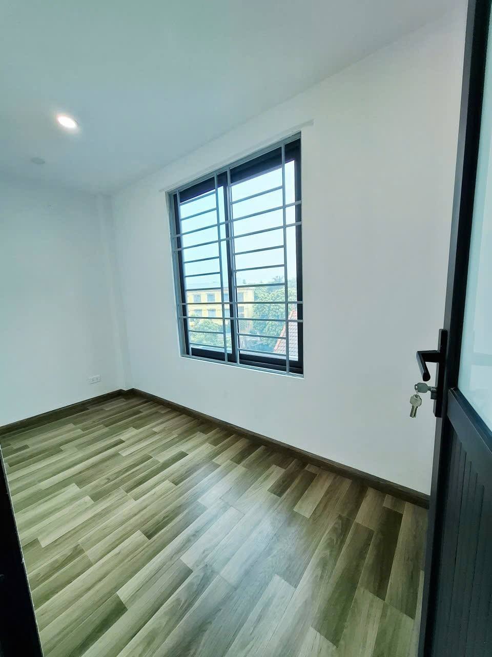 Nhà 4 Tầng Góc, 3 Mặt Thoáng, 5.98 Tỷ - Trung Tựu, Hà Nội