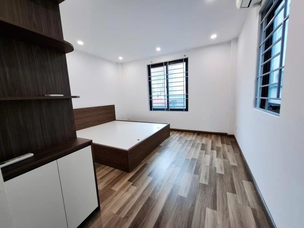 Nhà 4 Tầng Góc, 3 Mặt Thoáng, 5.98 Tỷ - Trung Tựu, Hà Nội